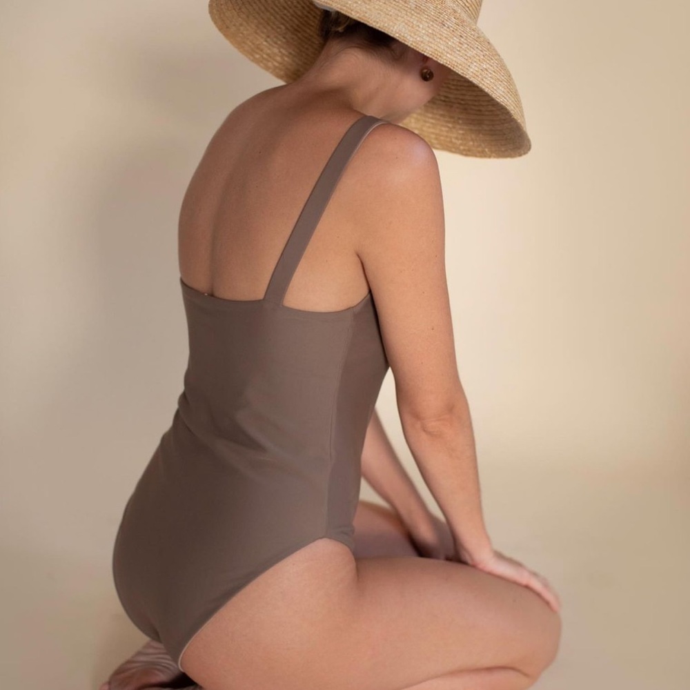 INA SWIM women’s BAY Malliot one piece